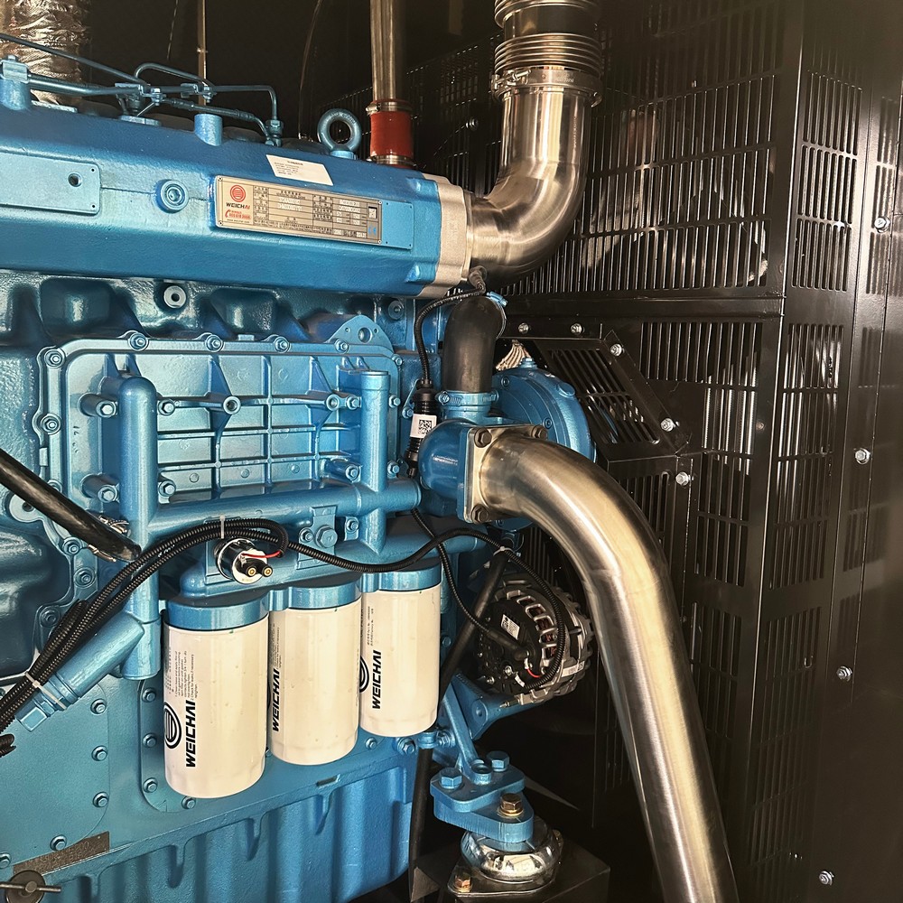 550kW / 688kVA 柴油发电机组